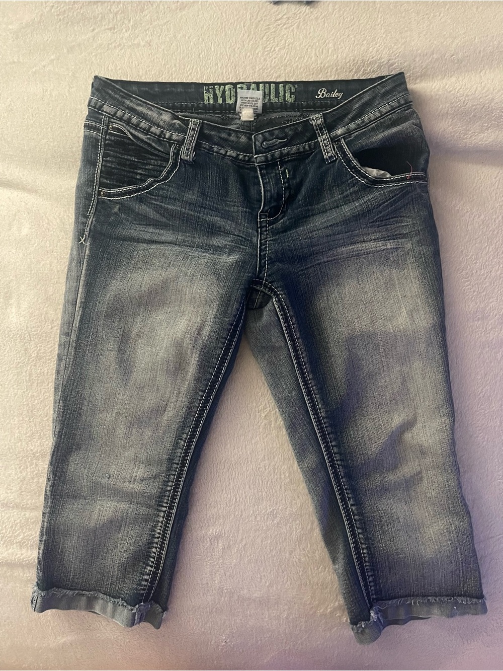 Hydraulic Bailey Women's Washed Black Cropped Jeans
